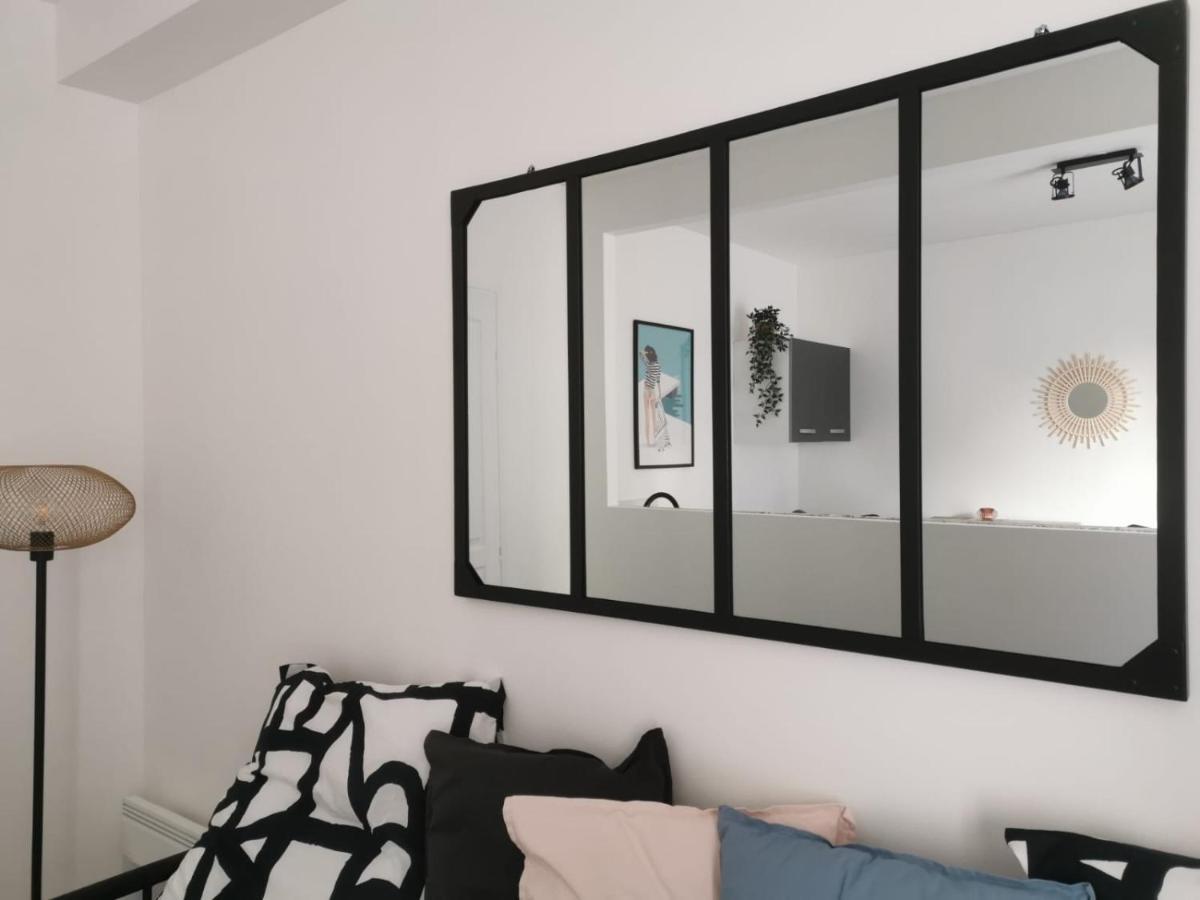 Studio cosy et rénové à 2 pas gare Reims Centre - Rue Exterior foto